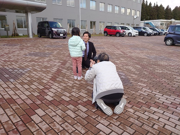 お子さんを保護しているところです