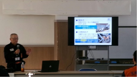 山岳遭難救助訓練