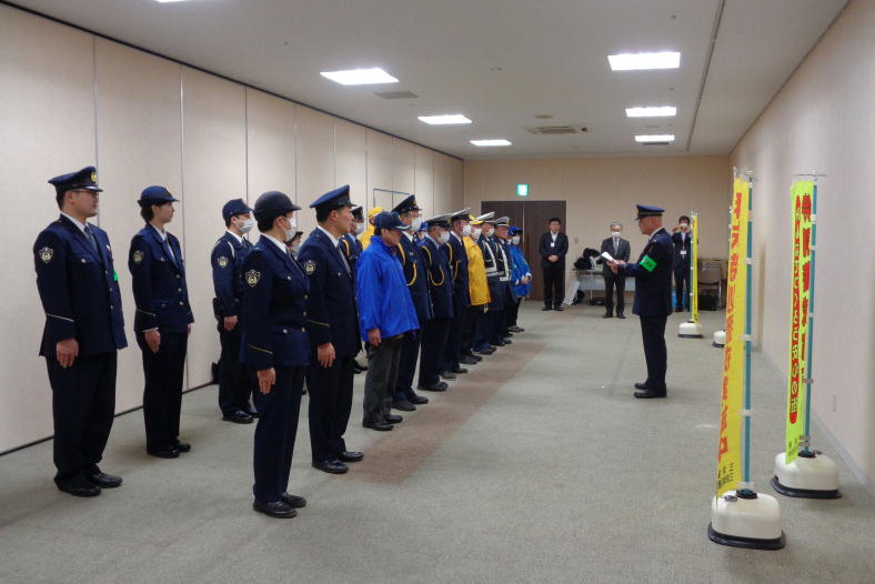 三沢地区年末特別警戒活動